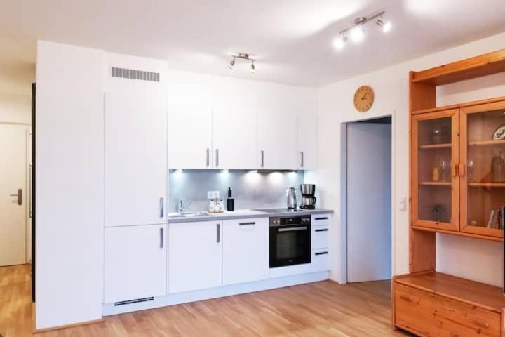 New, Quiet Flat Next To U1, Vic, Shopping Mall,... * Vienne
