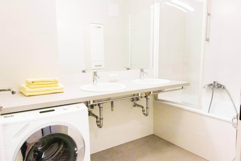 New, Quiet Flat Next To U1, Vic, Shopping Mall,... Appartement Vienne